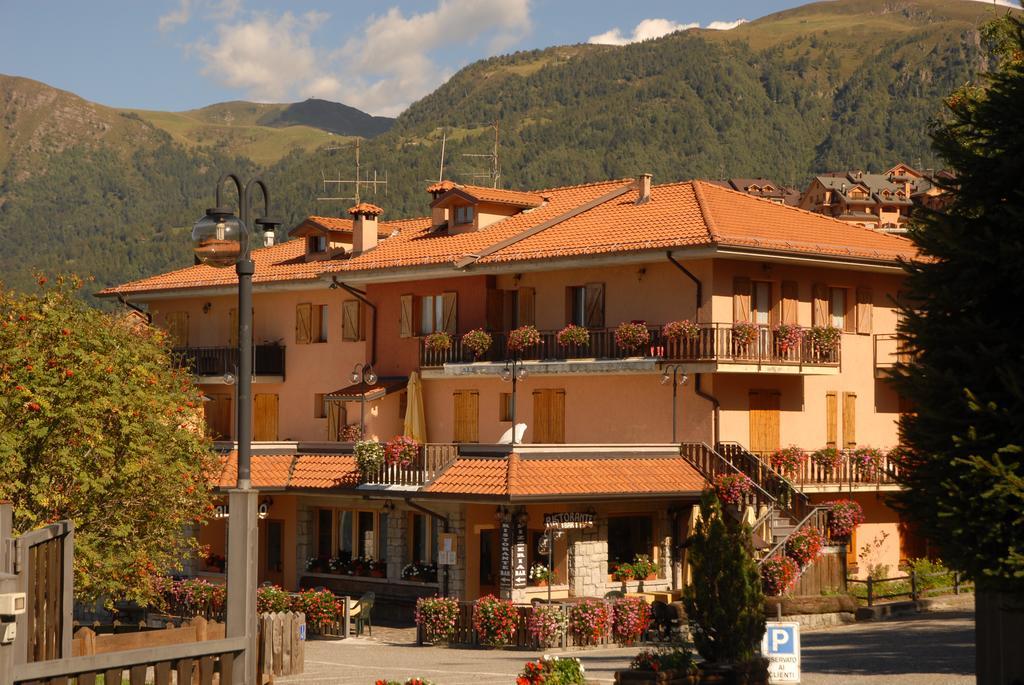 Albergo Legazzuolo Montecampione Artogne Экстерьер фото
