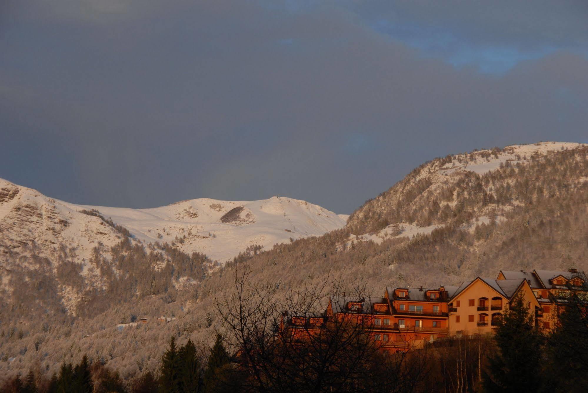 Albergo Legazzuolo Montecampione Artogne Экстерьер фото